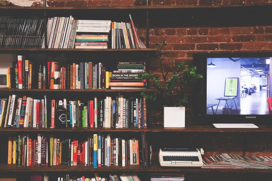 5 Signs It's Time To Go Back To University